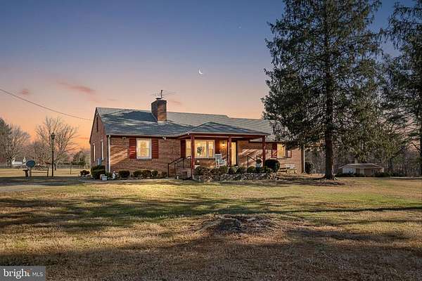 2.43 Acres of Residential Land with Home for Sale in Purcellville, Virginia