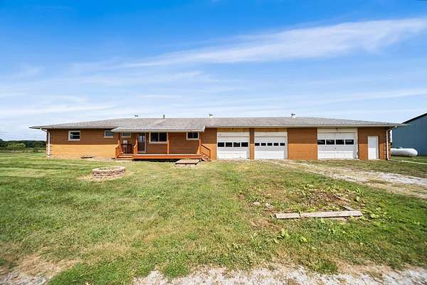 4.87 Acres of Residential Land with Home for Sale in Canal Winchester, Ohio