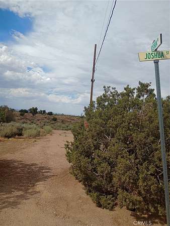 2.24 Acres of Residential Land for Sale in Oak Hills, California