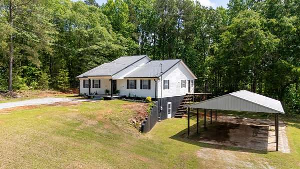 2 Acres of Residential Land with Home for Sale in Arley, Alabama