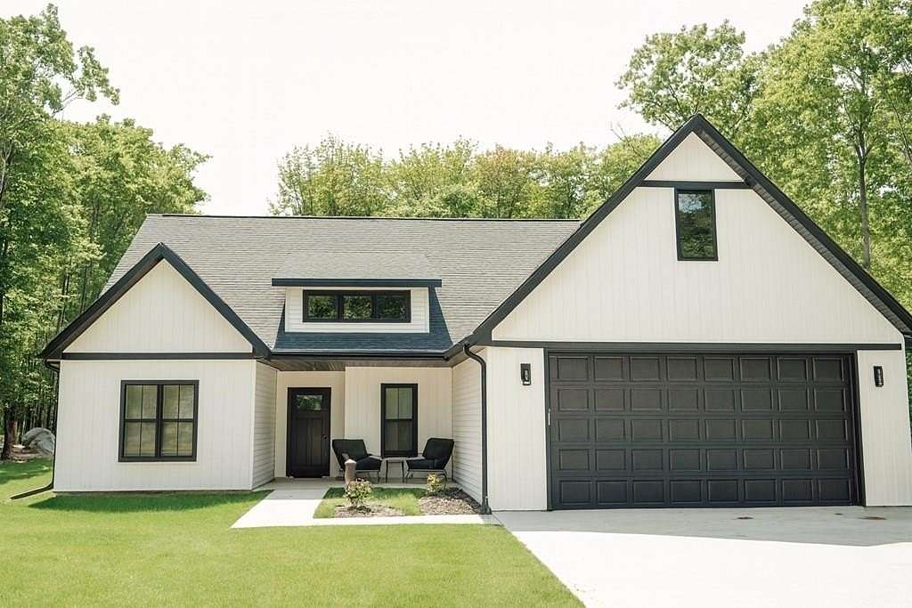 1.52 Acres of Residential Land with Home for Sale in Baileys Harbor, Wisconsin