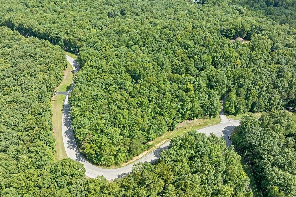 12 Acres of Land for Sale in Monterey, Tennessee