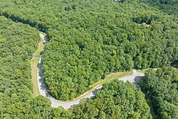 12 Acres of Land for Sale in Monterey, Tennessee