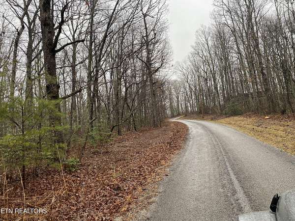 1 Acre of Residential Land for Sale in Crossville, Tennessee