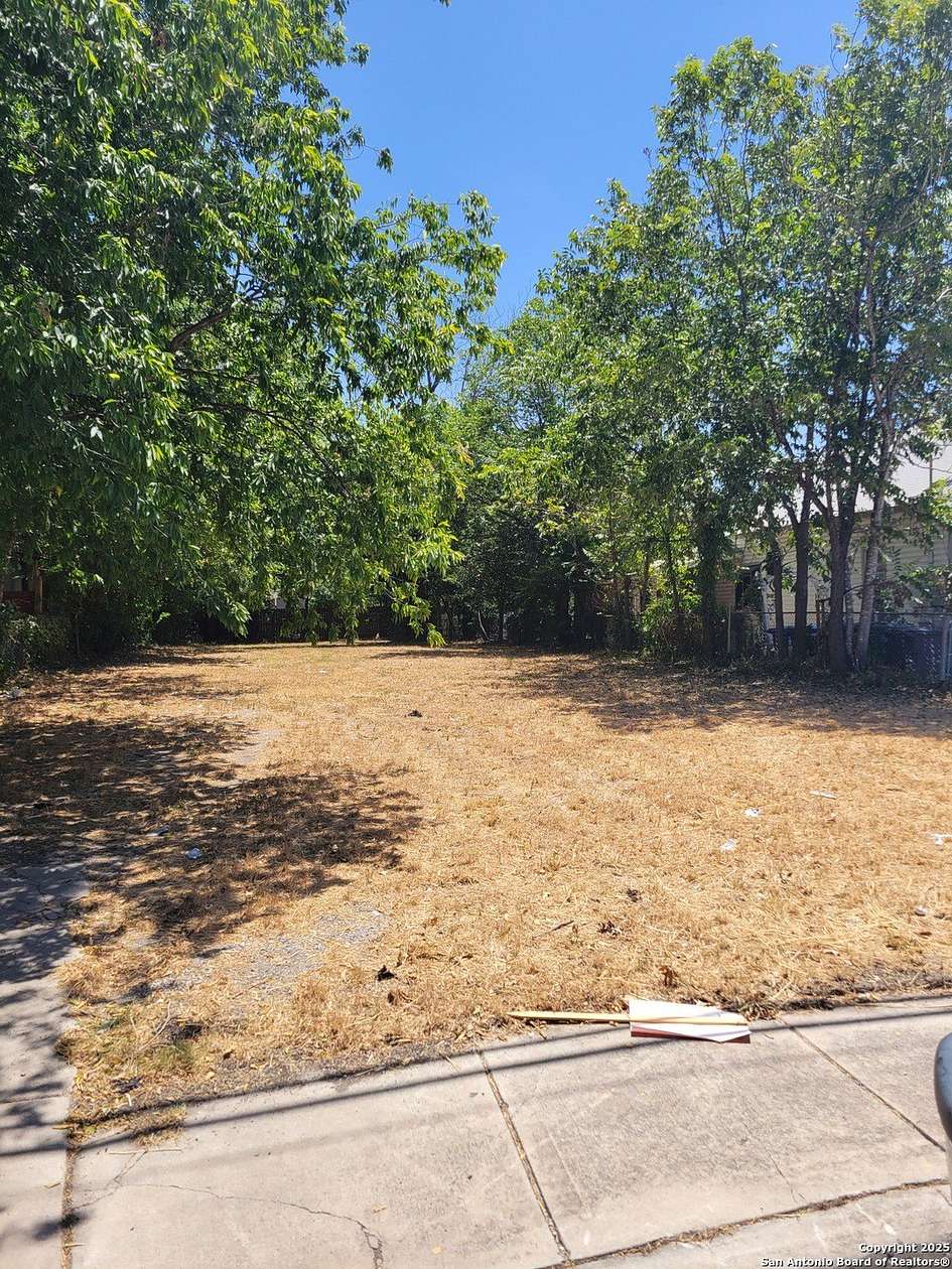 0.17 Acres of Commercial Land for Sale in San Antonio, Texas