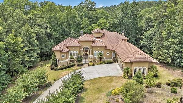 1.5 Acres of Residential Land with Home for Sale in Conyers, Georgia