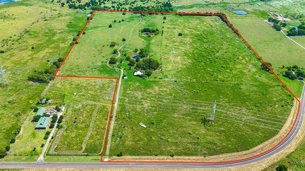 50.7 Acres of Agricultural Land for Sale in Corsicana, Texas