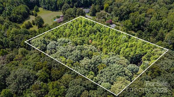 4 Acres of Residential Land for Sale in Huntersville, North Carolina