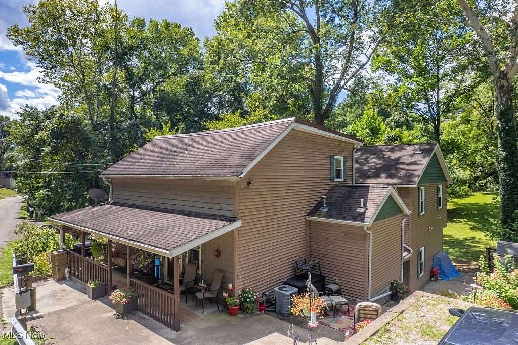 2 Acres of Land with Home for Sale in Marietta, Ohio