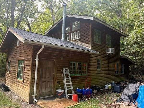 11.3 Acres of Land with Home for Sale in Yellville, Arkansas