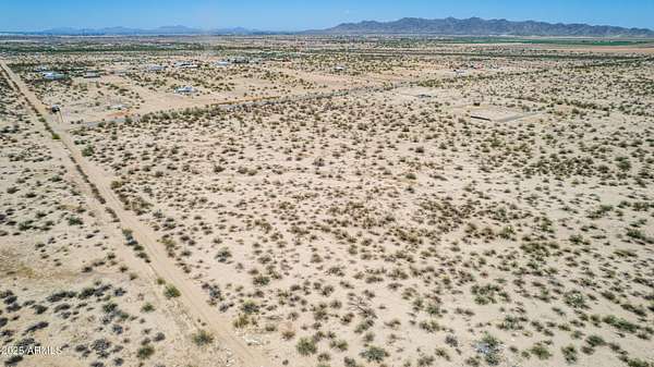 1.25 Acres of Land for Sale in Casa Grande, Arizona