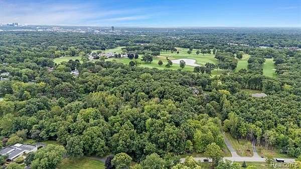 10.7 Acres of Land for Sale in Farmington Hills, Michigan