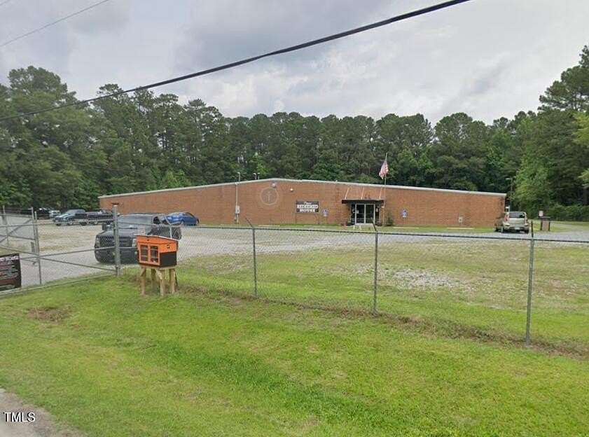 4.85 Acres of Improved Residential Land for Sale in Kenly, North Carolina