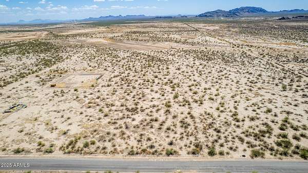 1.25 Acres of Land for Sale in Casa Grande, Arizona