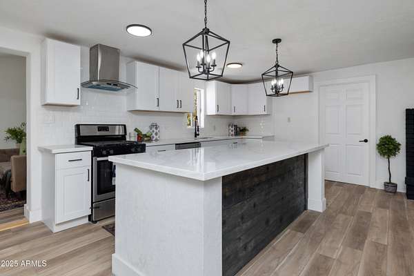 3.13 Acres of Residential Land with Home for Sale in Dewey, Arizona