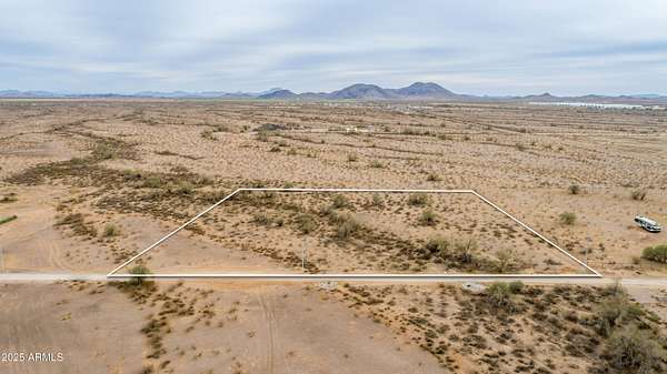 4 Acres of Residential Land for Sale in Tonopah, Arizona