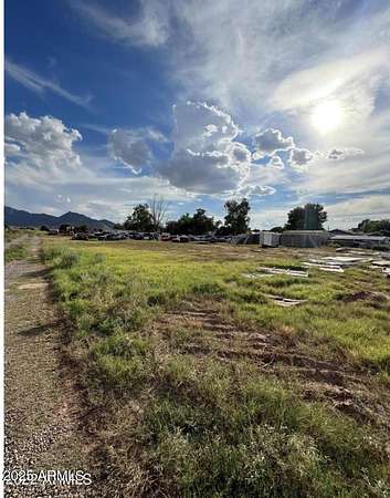 1 Acre of Residential Land for Sale in Avondale, Arizona