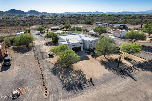 2.33 Acres of Residential Land with Home for Sale in Phoenix, Arizona