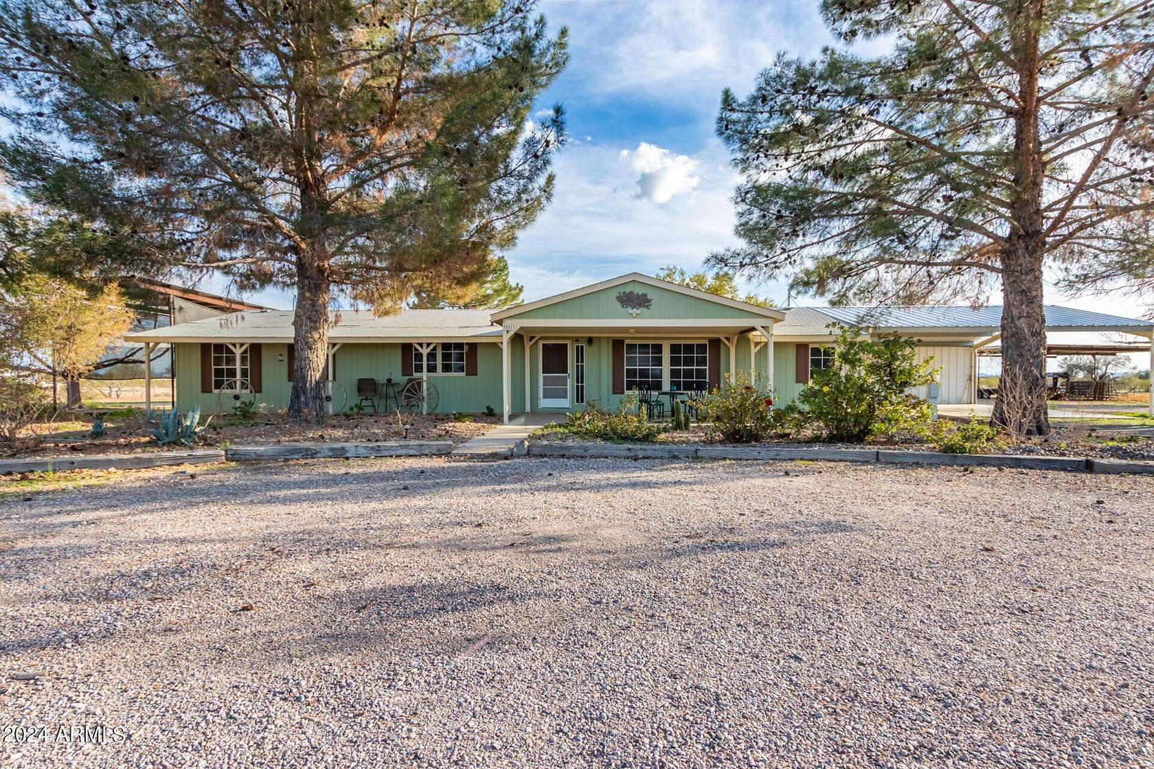 12.2 Acres of Land with Home for Sale in Tonopah, Arizona