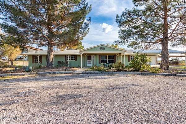 12.2 Acres of Land with Home for Sale in Tonopah, Arizona