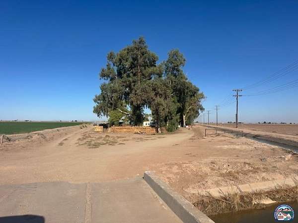 4.57 Acres of Residential Land for Sale in Holtville, California