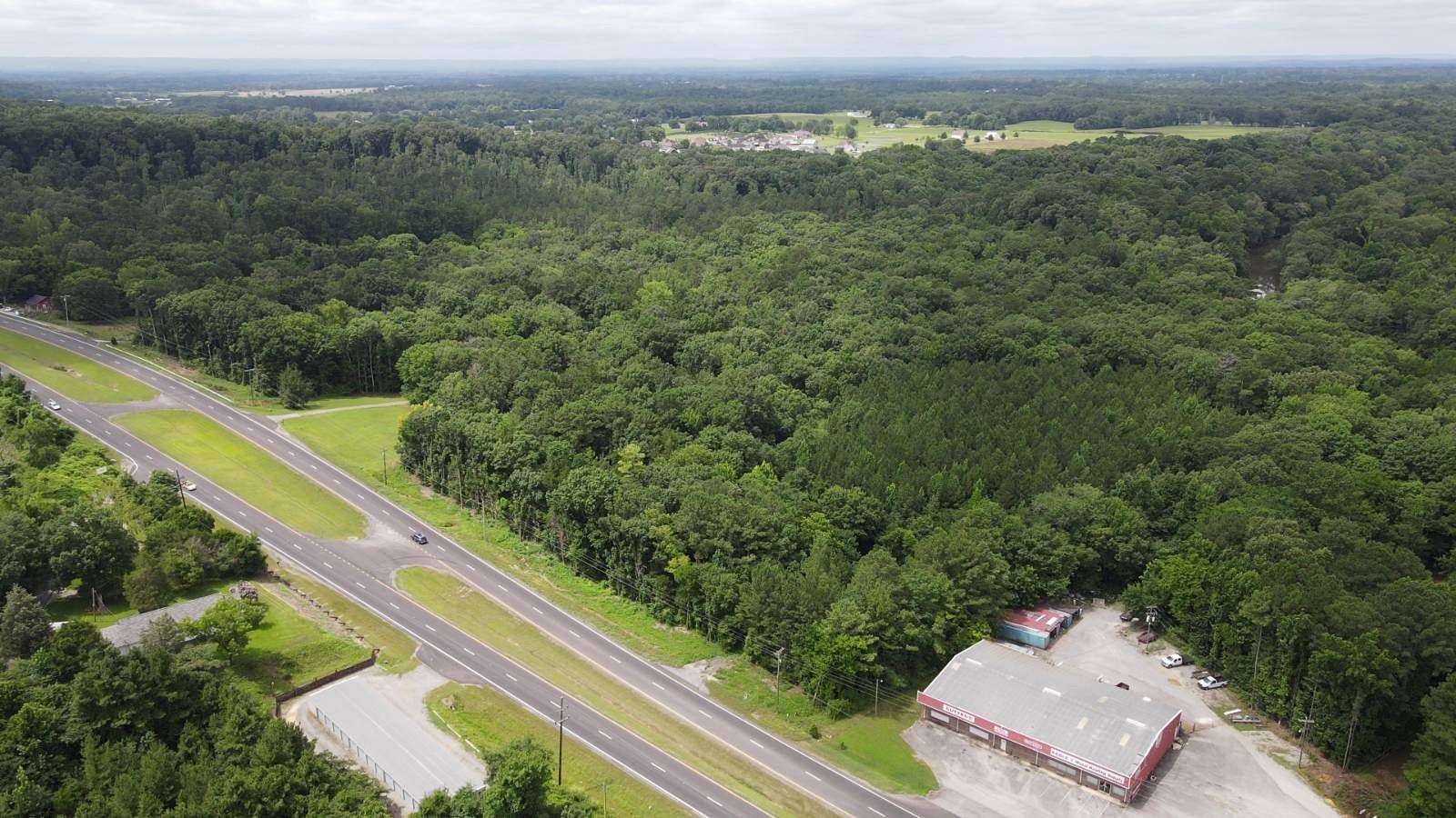 5 Acres of Land for Sale in Hartselle, Alabama
