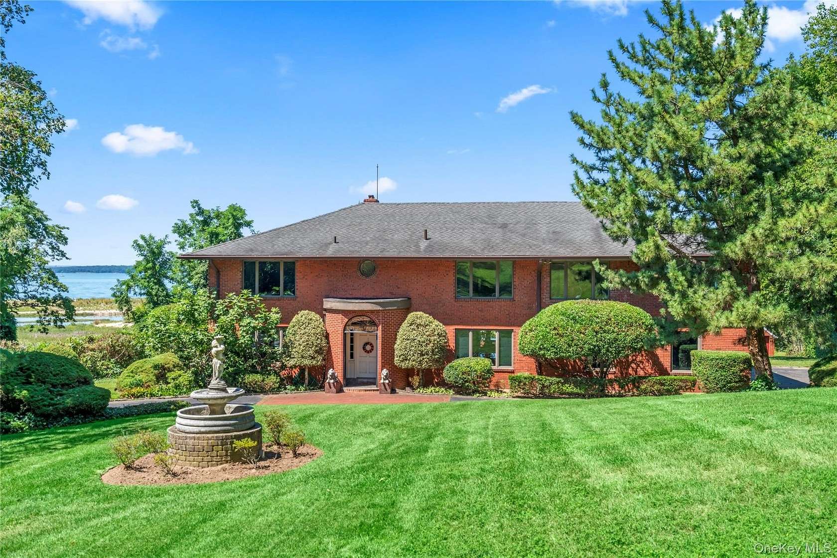 4.7 Acres of Land with Home for Sale in Sands Point, New York