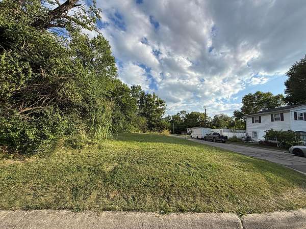 0.12 Acres of Land for Sale in Urbancrest, Ohio