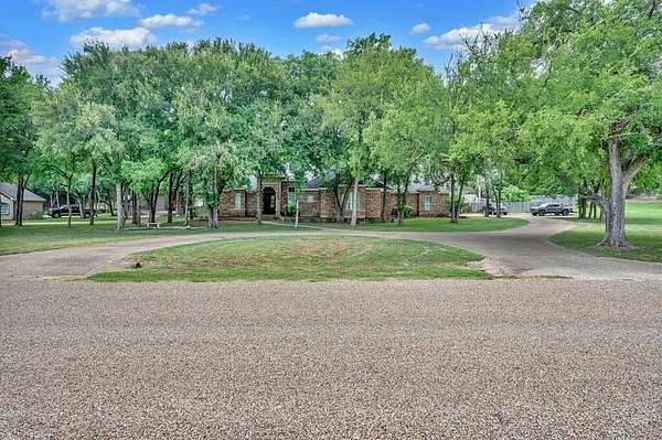 2 Acres of Residential Land with Home for Sale in China Spring, Texas