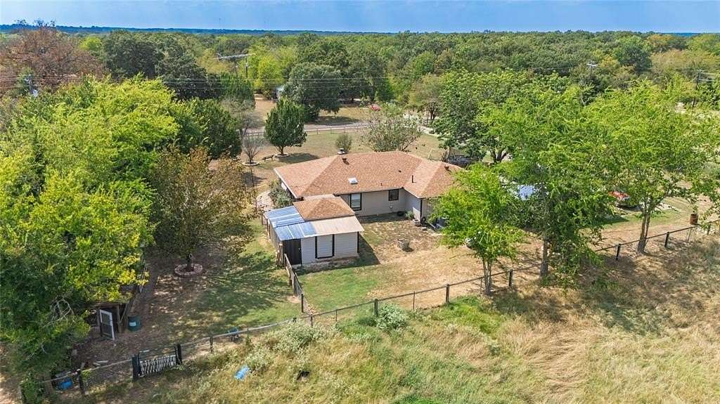 2.88 Acres of Land with Home for Sale in Sulphur Springs, Texas
