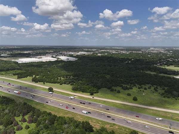17 Acres of Land for Sale in Mesquite, Texas