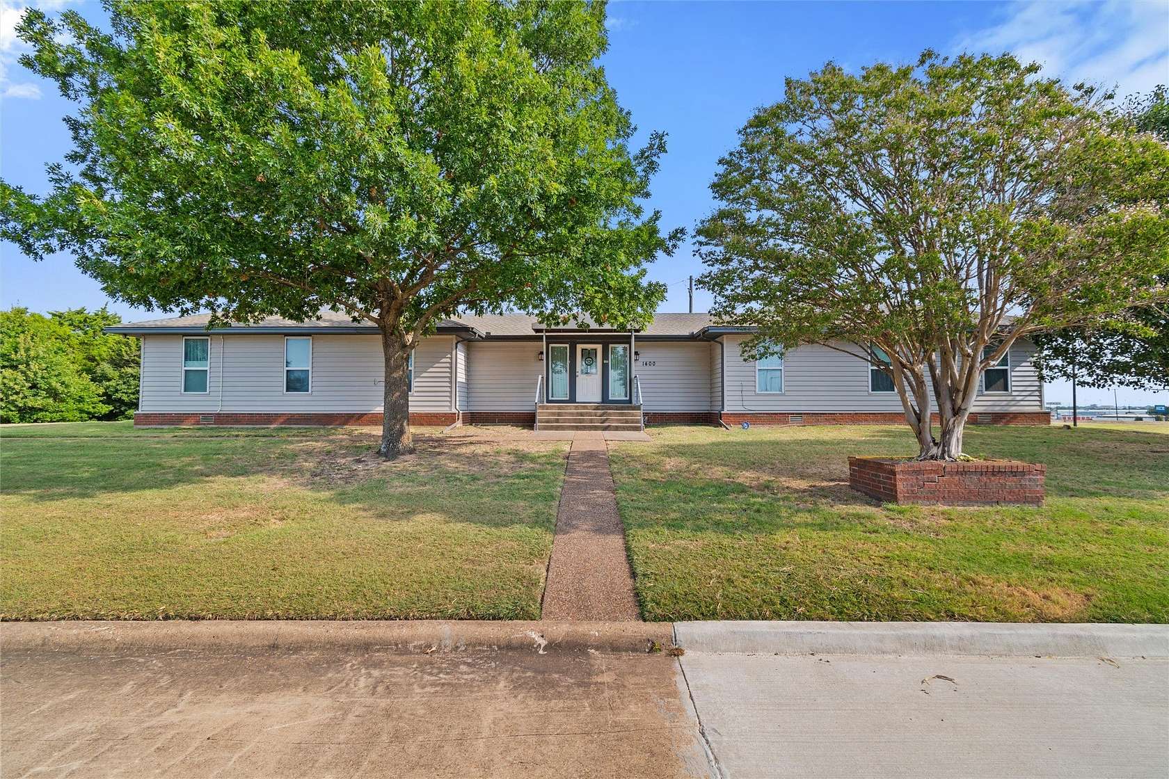 2.28 Acres of Commercial Land for Sale in Cedar Hill, Texas