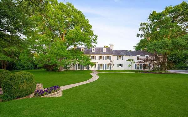 2.86 Acres of Residential Land with Home for Sale in Dallas, Texas