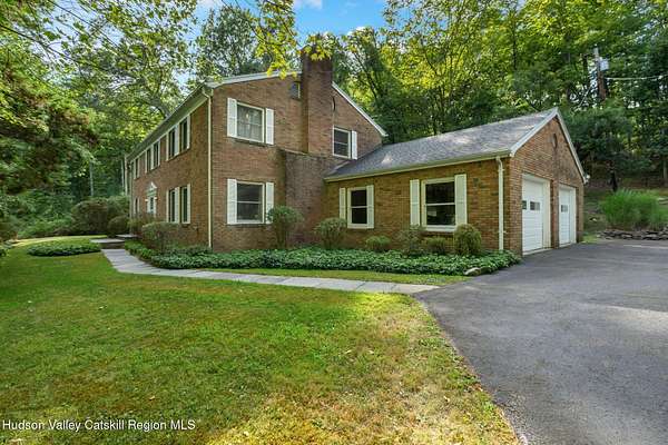 12 Acres of Land with Home for Sale in Woodstock, New York