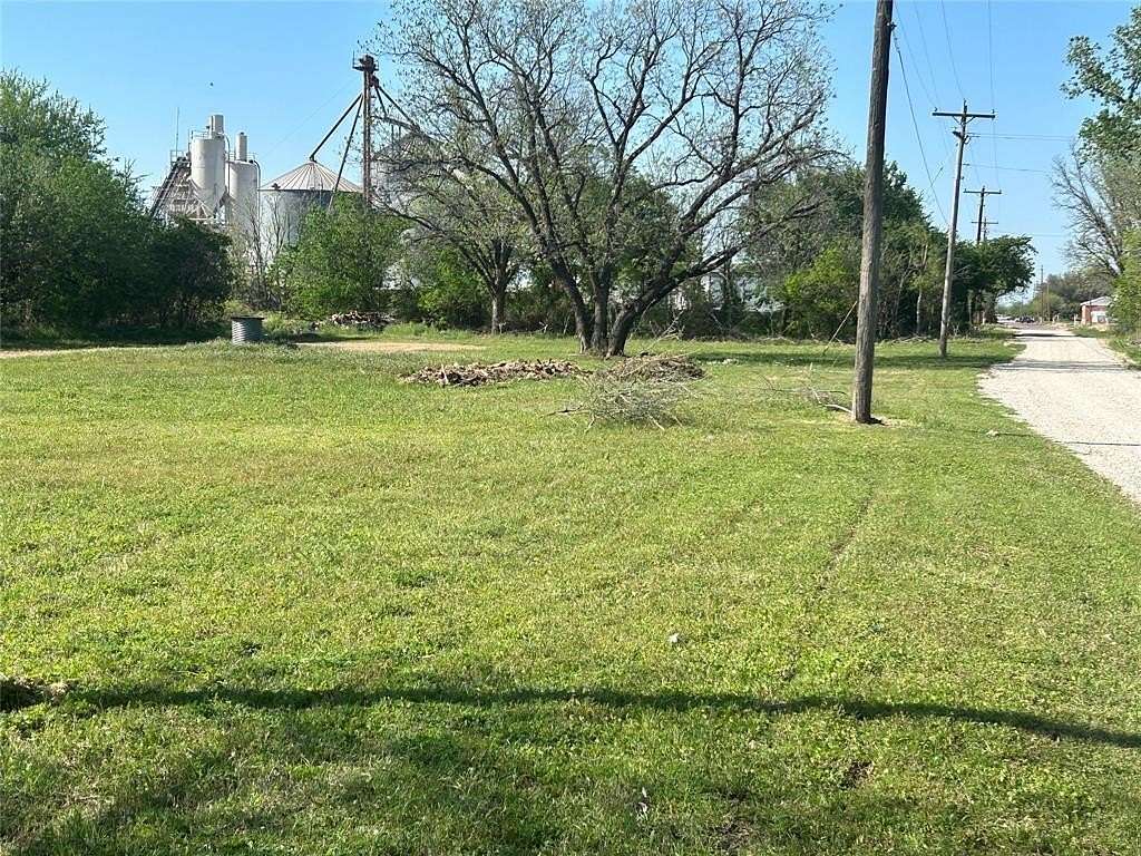 1.27 Acres of Land for Sale in Olney, Texas