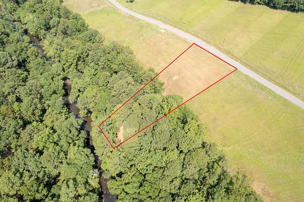 1.14 Acres of Residential Land for Sale in Jasper, Alabama