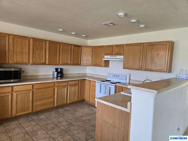 116 Acres of Land with Home for Sale in Silver City, New Mexico