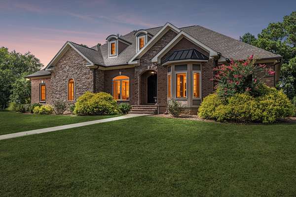 8 Acres of Residential Land with Home for Sale in Columbia, Tennessee