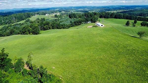 228 Acres of Agricultural Land for Sale in Woodlawn, Virginia