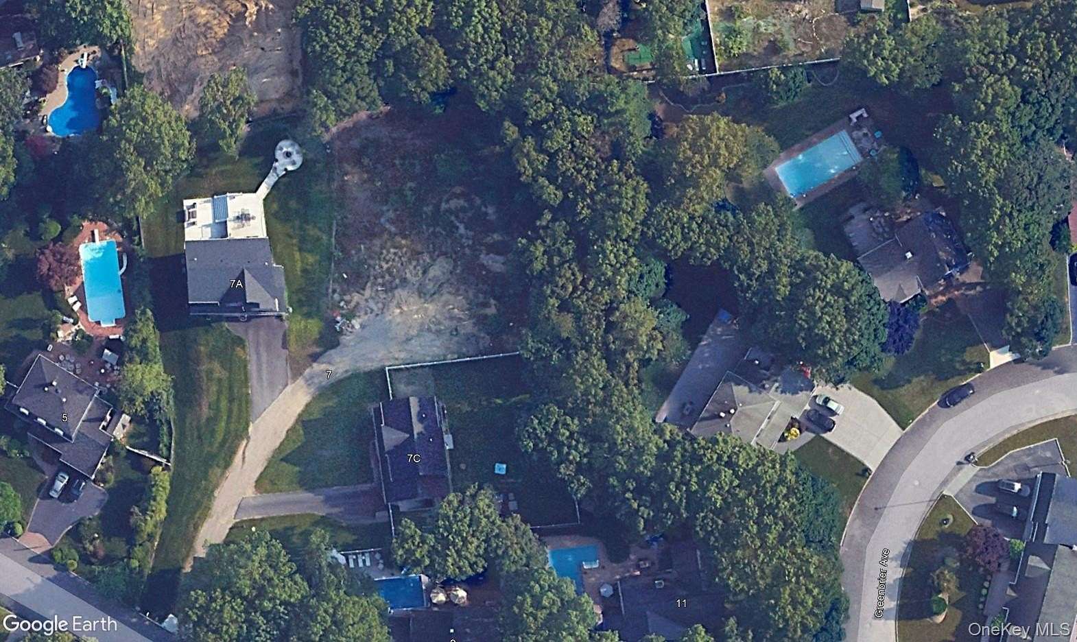 0.34 Acres of Residential Land for Sale in Farmingville, New York