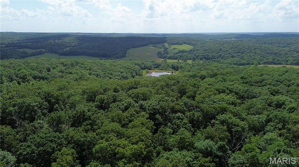 1.35 Acres of Residential Land for Sale in Bourbon, Missouri