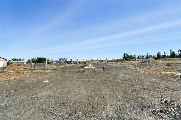 2 Acres of Commercial Land for Sale in Spokane, Washington