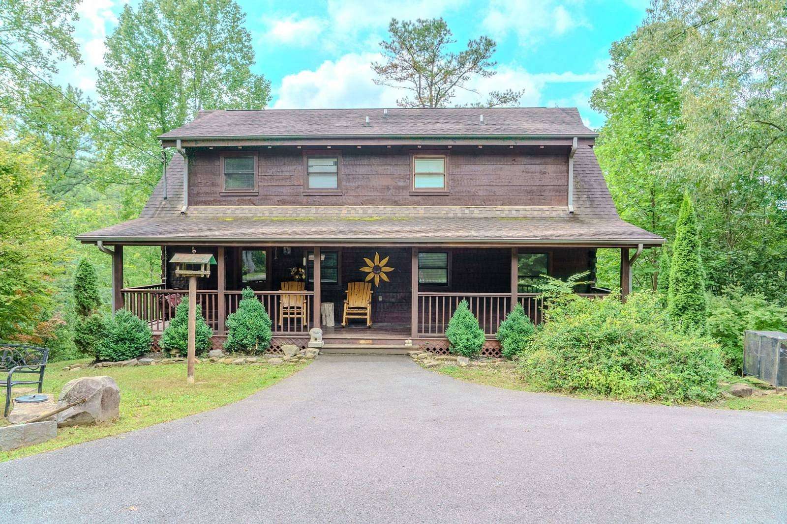 2.38 Acres of Land with Home for Sale in Gatlinburg, Tennessee