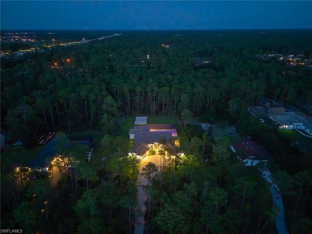 2.5 Acres of Residential Land with Home for Lease in Naples, Florida