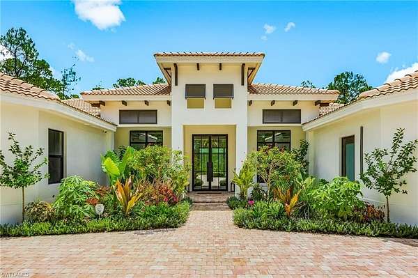 2.5 Acres of Land with Home for Lease in Naples, Florida