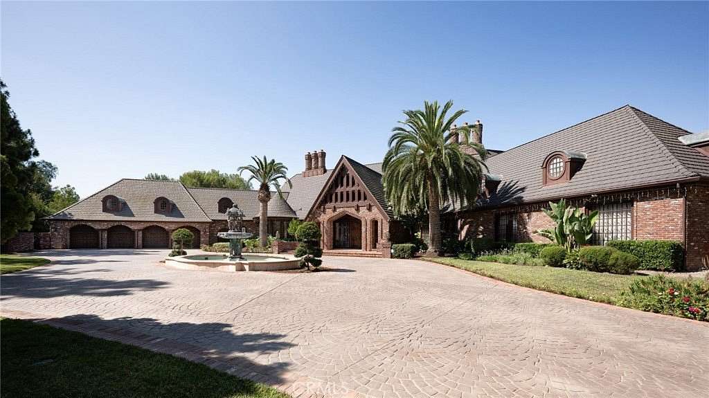 6.4 Acres of Residential Land with Home for Sale in Coto de Caza, California