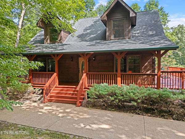 7 Acres of Land with Home for Sale in Crossville, Tennessee