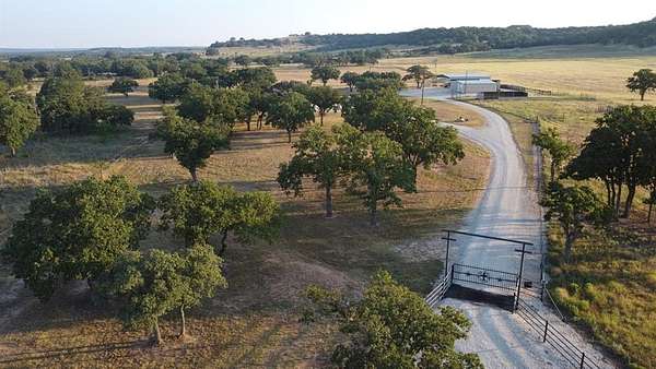128 Acres of Land with Home for Sale in Ovalo, Texas