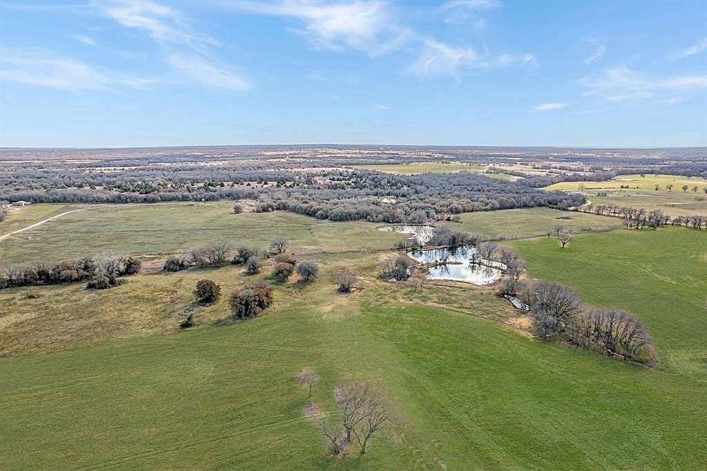 4.19 Acres of Residential Land for Sale in Sunset, Texas