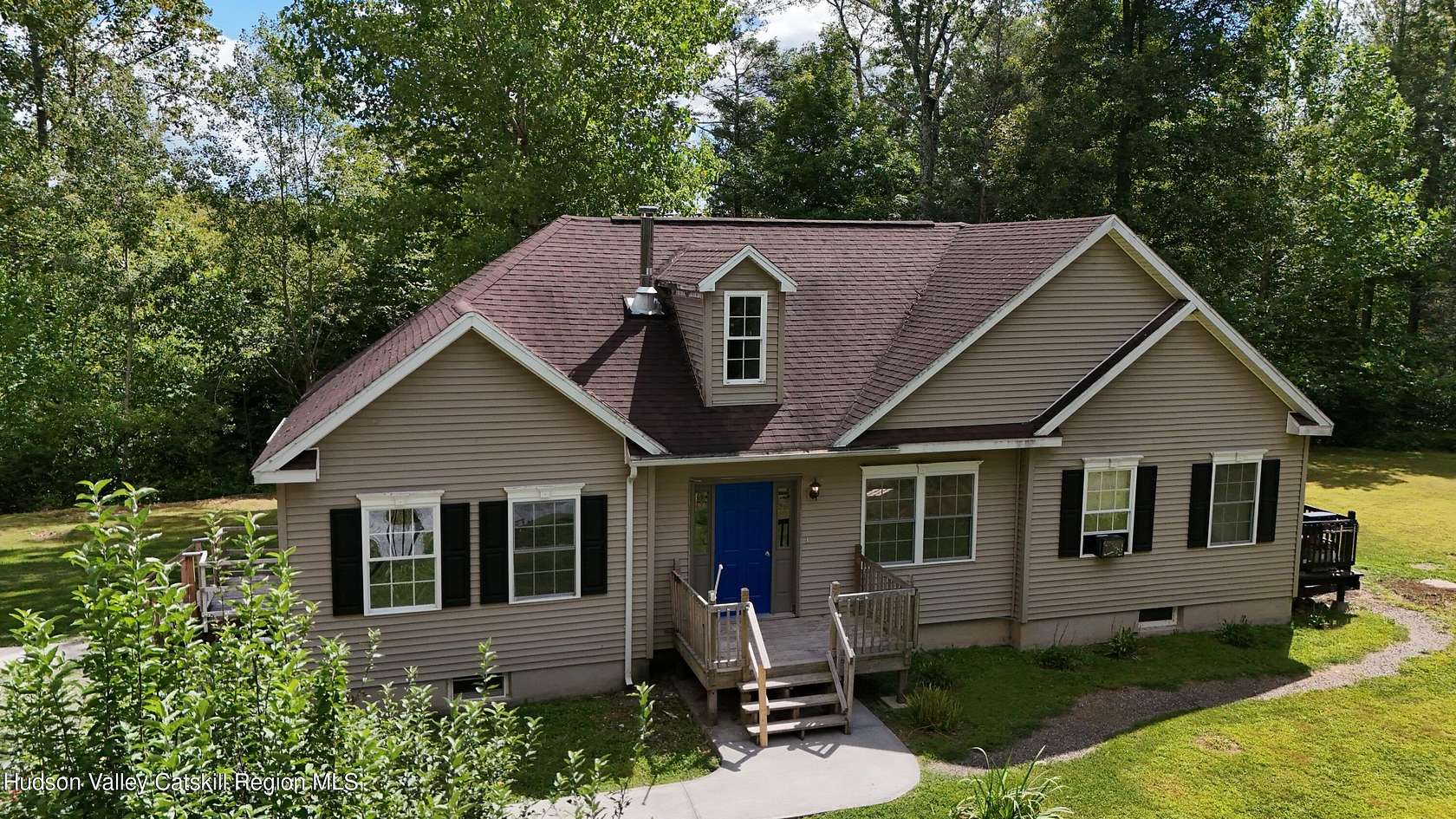 4 Acres of Residential Land with Home for Sale in Saugerties, New York